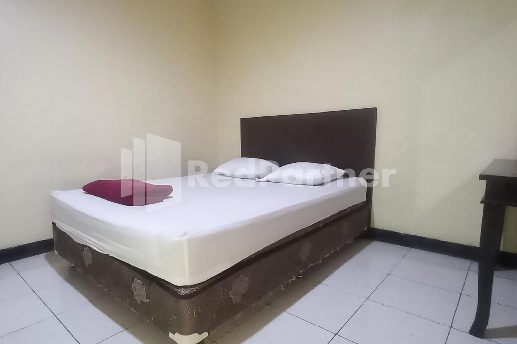 Hotel Palem 2 Syariah Malang Redpartner Exterior foto